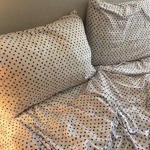 NWOT Target King Size Swiss Cross Sheet Set ➕